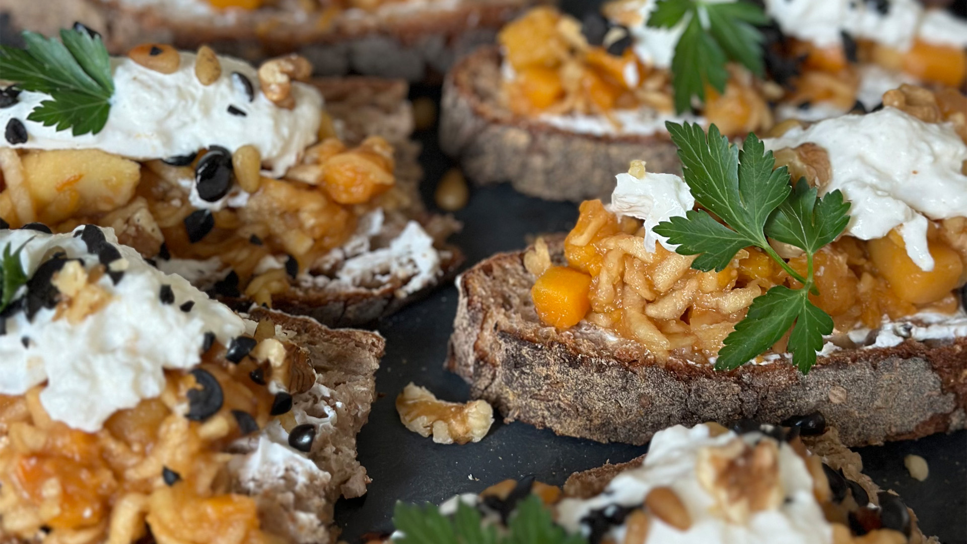 slider_1920x1080_bruschetta_apfel_kurbis_low